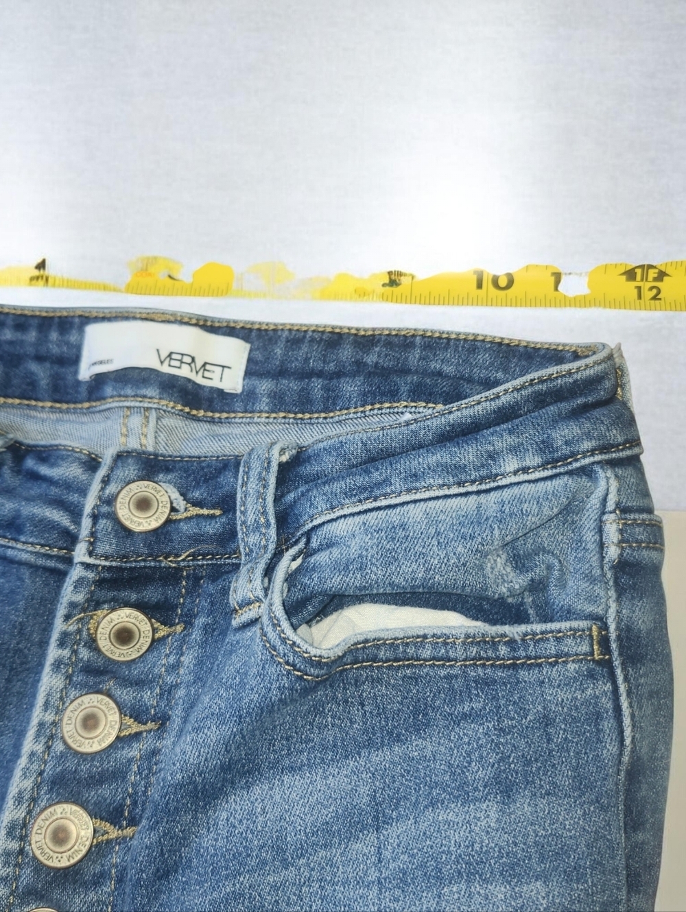 Vervet Jeans - Picture 5 of 5